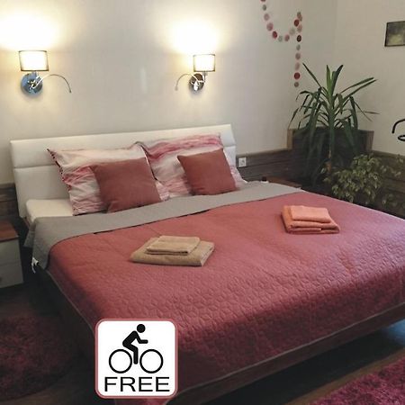 Nobilis Apartman เอ็กเกอร์ ภายนอก รูปภาพ