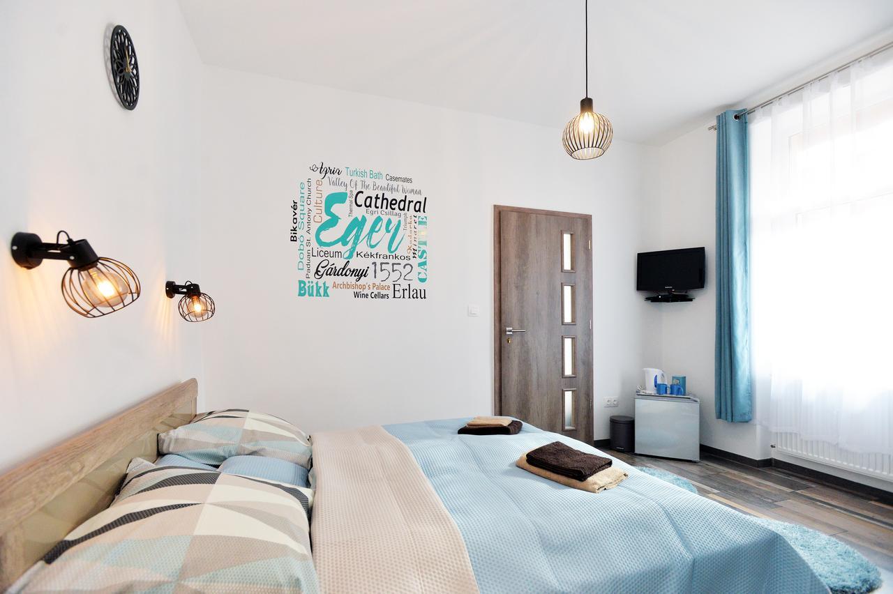 Nobilis Apartman เอ็กเกอร์ ภายนอก รูปภาพ